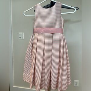 Beautiful formal dress for little girl.  Size 4/4T